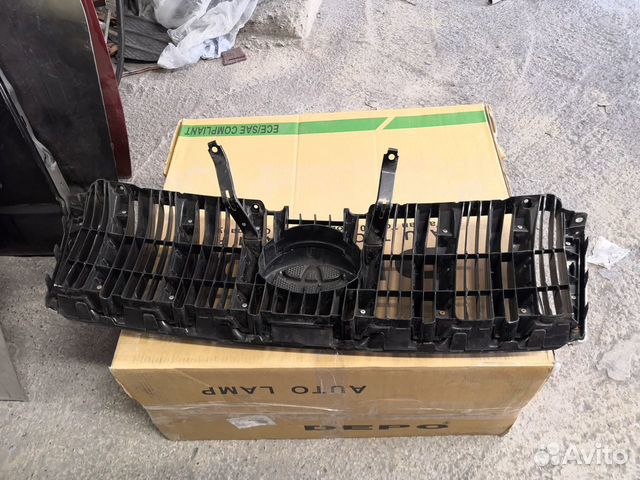 Решетка радиатора toyota land cruiser prado 150 Решетка радиатора toyota land cruiser prado 150