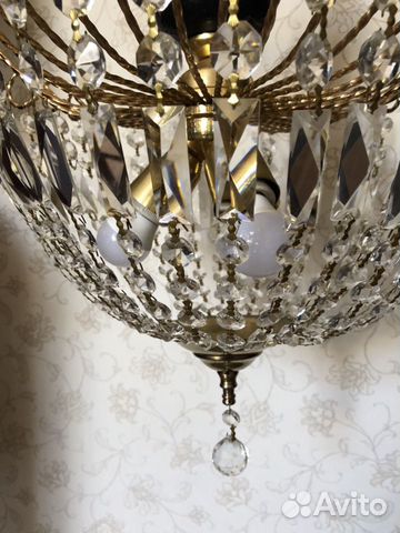 Хрустальная люстра Хрустальная люстра