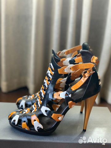 Босоножки Balenciaga Босоножки Balenciaga