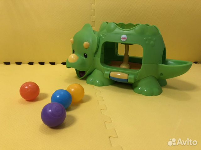 Динозавр Fisher Price с шариками Динозавр Fisher Price с шариками