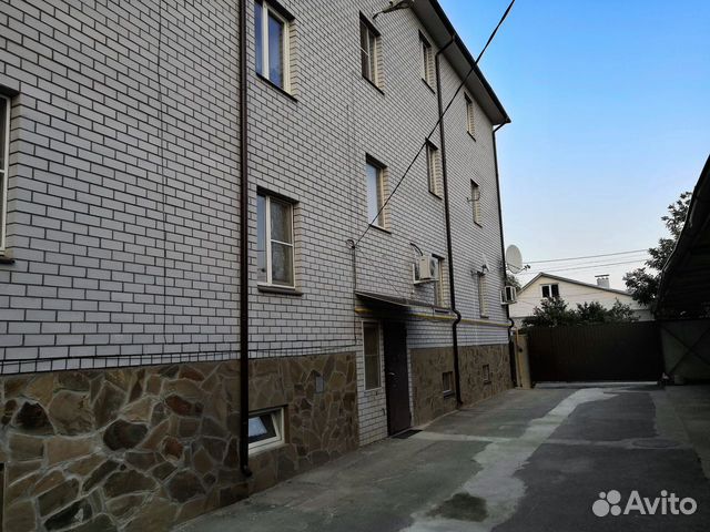 2-к квартира, 57.6 м², 2/3 эт.