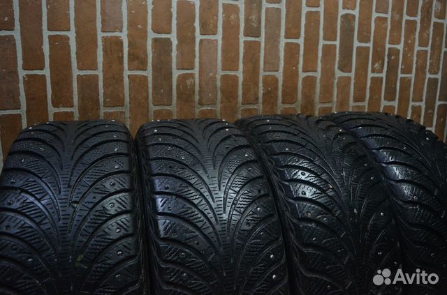 215/55/16 Goodyear UltraGrip OH зимние шины R16