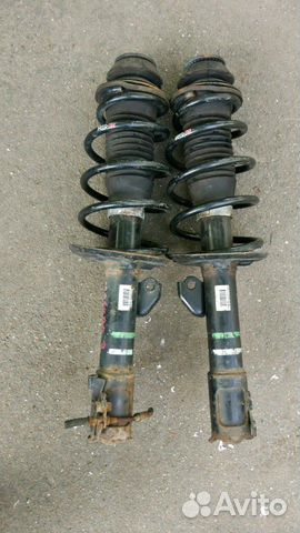 Toyota Corolla Axio передние стойки RS R в сборе Toyota Corolla Axio передние стойки RS R в сборе