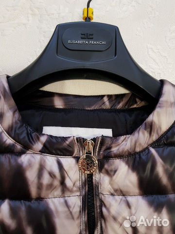 Куртка фирмы Elisabetta Franchi (новая) Куртка фирмы Elisabetta Franchi (новая)