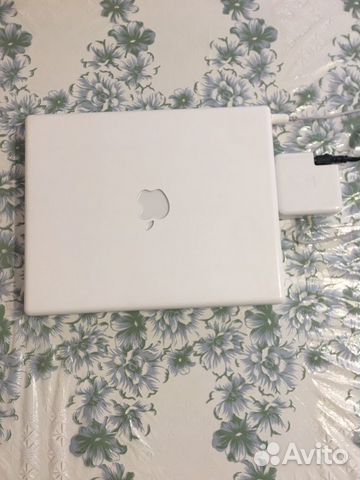 Apple MacBook iBook G4 Apple MacBook iBook G4