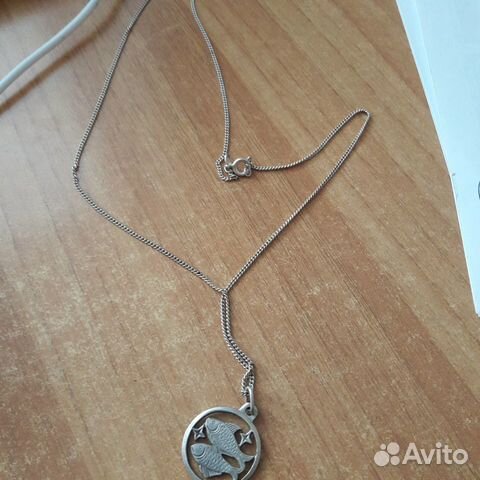 Серебрянная цепочка с кулончиком Серебрянная цепочка с кулончиком