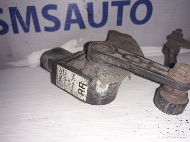 Датчик уровня подвески задний правый Volvo Xc60 Датчик уровня подвески задний правый Volvo Xc60