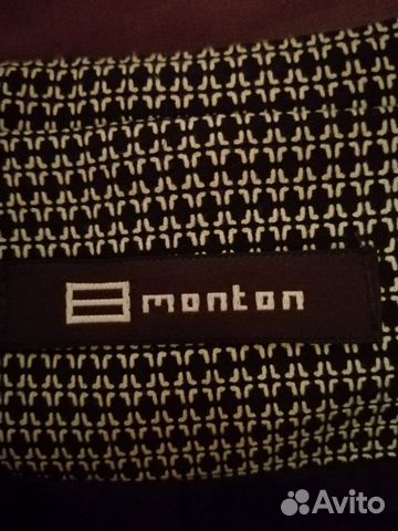 Продаю костюм Monton в идеальном состоянии. Размер