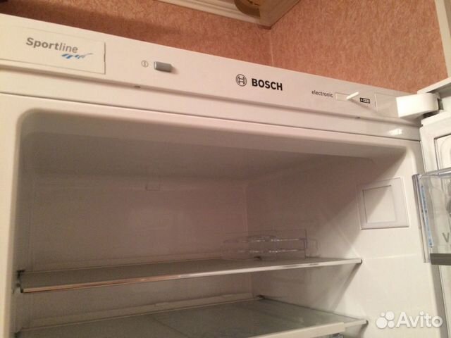 Холодильник bosh KGE 39 AW25r