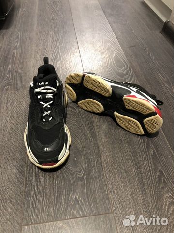 Новые Кроссовки Balenciaga Triple S 41 Новые Кроссовки Balenciaga Triple S 41