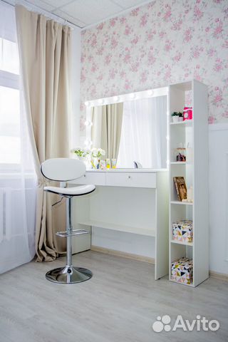 Гримерный стол 120x100 Гримерный стол 120x100