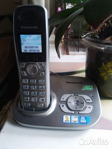 Радио телефон с автоответчиком Panasonic KX-TG8021 Радио телефон с автоответчиком Panasonic KX-TG8021