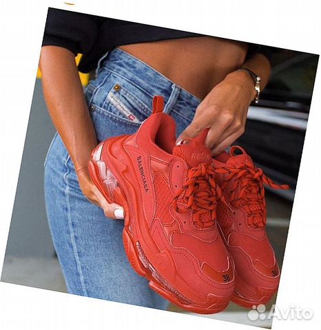 Кроссовки Balenciaga Triple S Кроссовки Balenciaga Triple S