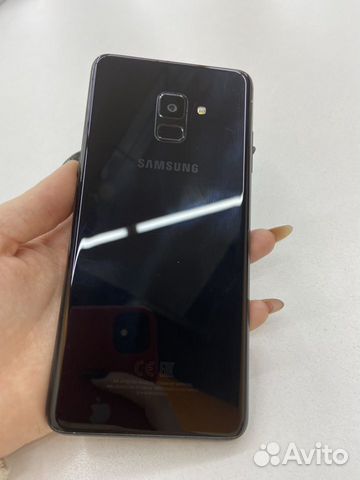 SAMSUNG A8+