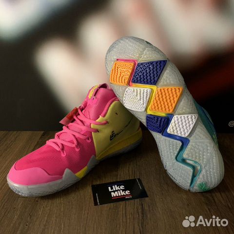 Кроссовки Nike Kyrie 4 Кроссовки Nike Kyrie 4