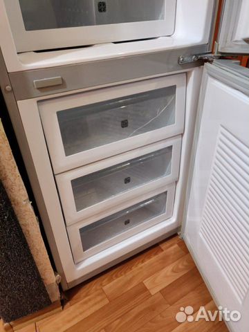 Холодильник SAMSUNG Холодильник SAMSUNG