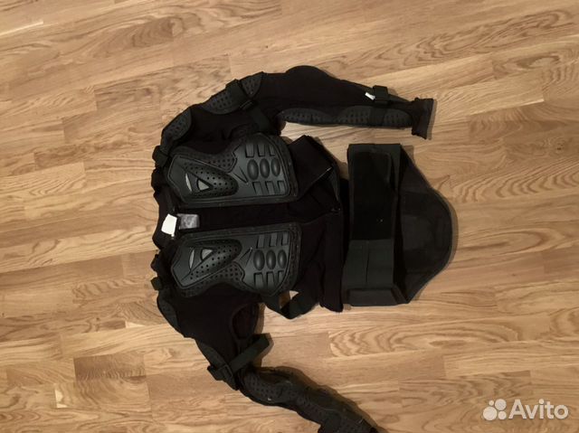 Защита: FOX Titan Sport Защита: FOX Titan Sport