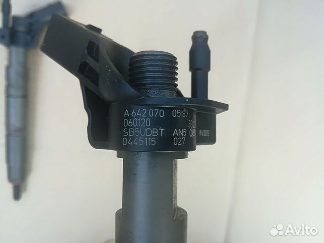 Форсунка 0445115063 Mercedes ML W164 GL X164 3.0