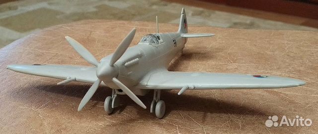 Модели самолетов 80-х годов СССР:Spitfire+Mustang Модели самолетов 80-х годов СССР:Spitfire+Mustang