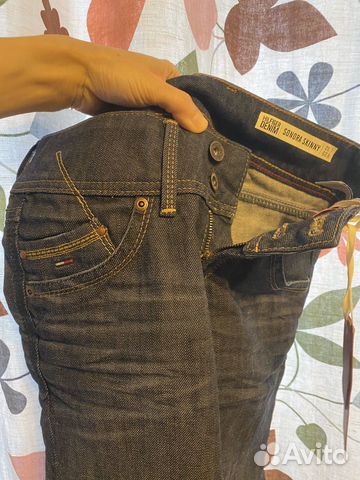 Джинсы Tommy Hilfiger на XS, на росс. 40 Джинсы Tommy Hilfiger на XS, на росс. 40