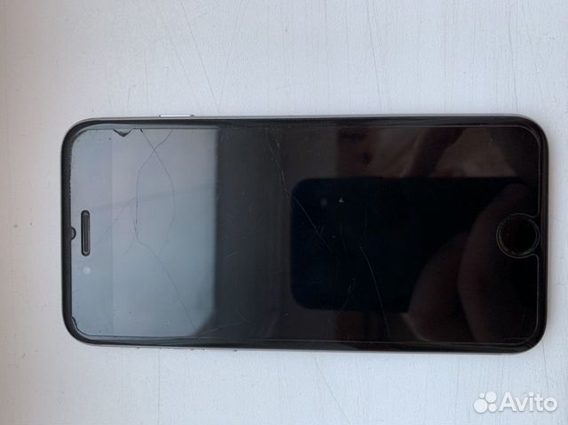 Телефон iPhone Телефон iPhone