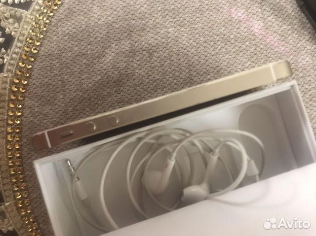 Телефон iPhone 5s Телефон iPhone 5s