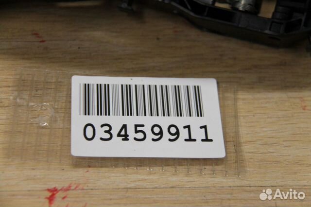 Ручка двери нaружная правая передняя Volkswagen Ti Ручка двери нaружная правая передняя Volkswagen Ti