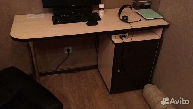 Стол