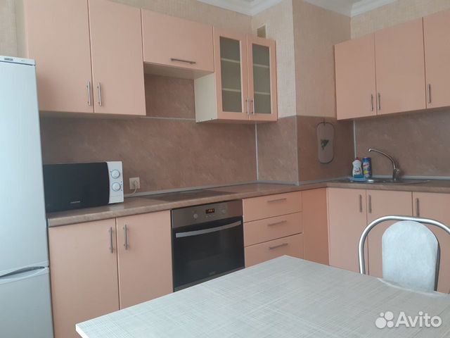 2-к квартира, 60 м², 2/10 эт.