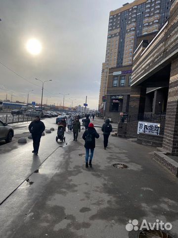 Торговое помещение на высоком трафике, 39 м² Торговое помещение на высоком трафике, 39 м²
