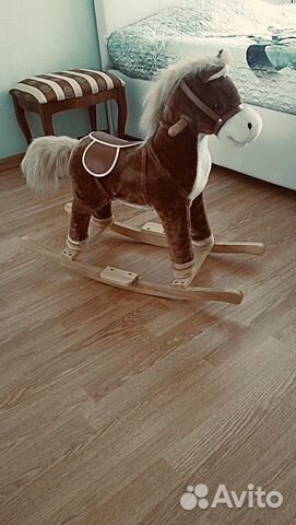 Качалка лошадь