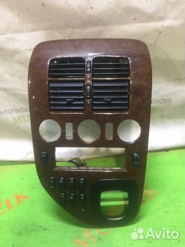 Панель приборов Mercedes V-Class W638 611.980 2.2 Панель приборов Mercedes V-Class W638 611.980 2.2