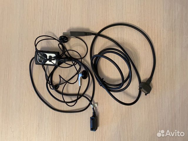 Наушники nokia ad-41 и USB кабель Nokia ca-53 Наушники nokia ad-41 и USB кабель Nokia ca-53