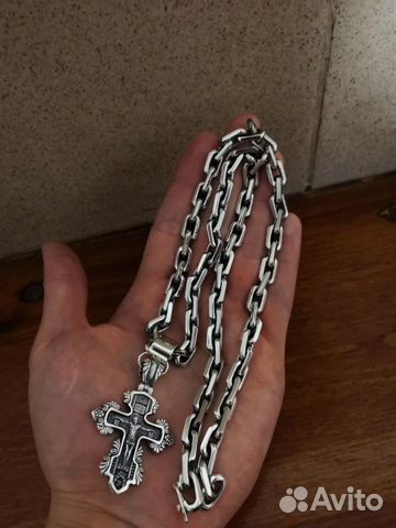 Серебряная цепь и крест Серебряная цепь и крест