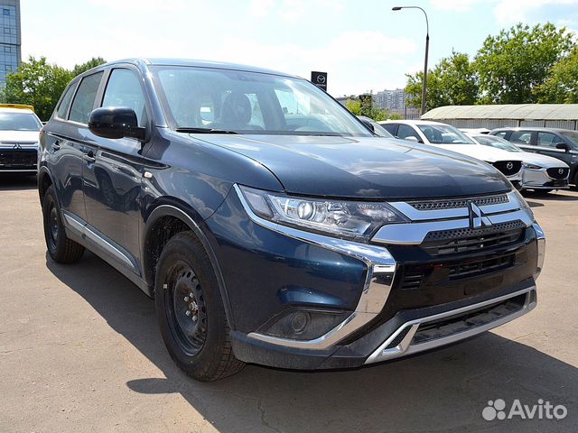 Mitsubishi Outlander 2.0 CVT, 2020