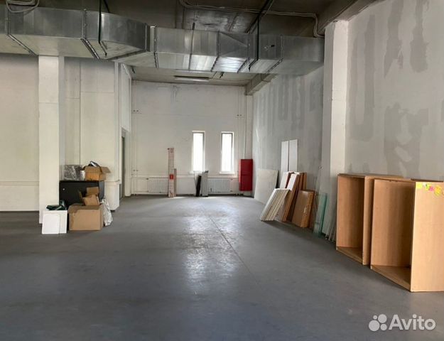 Помещение свободного назначения, 1090 м²