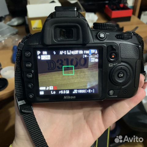 Зеркальный фотоаппарат Зеркальный фотоаппарат