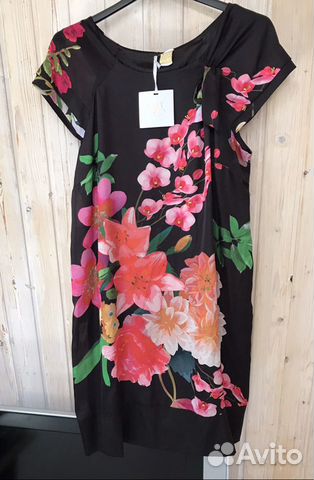 Платье нежное, великолепная ткань пр. Италии Платье нежное, великолепная ткань пр. Италии