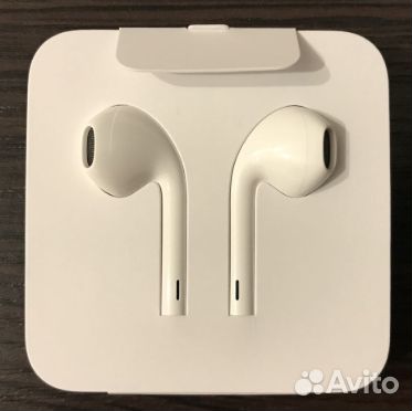 Проводные наушники Apple EarPods