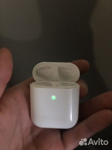 AirPods 2 кейс только