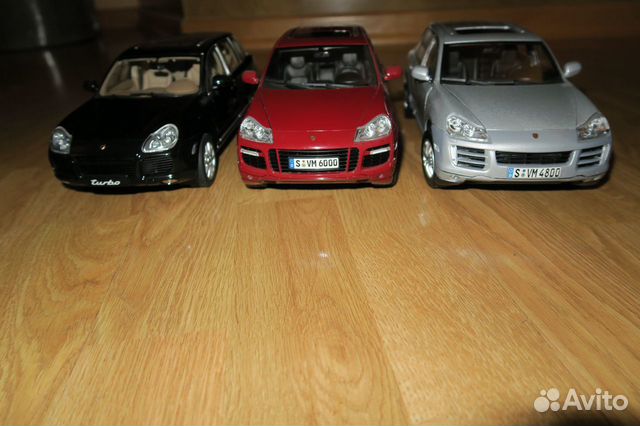 Модели 1:18 Porsche Cayenne AutoArt Norev