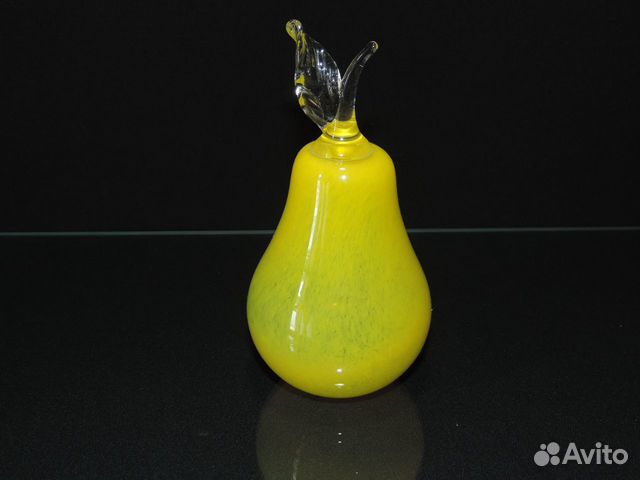 Фигурки из хрусталя.стекла.пресс-папье.ёж.груша