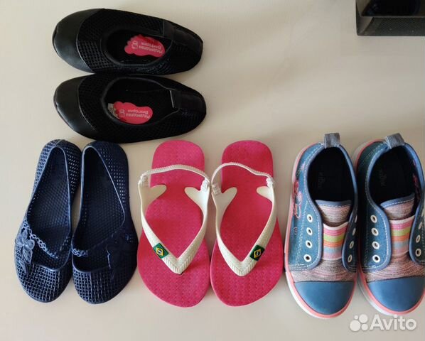 Новые кеды и обувь для пляжа 27-28