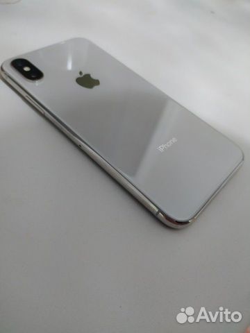 iPhone X 64GB iPhone X 64GB