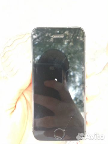 Смартфон Apple iPhone 5S 16GB Смартфон Apple iPhone 5S 16GB
