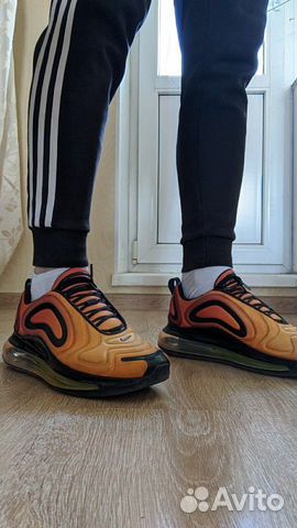 Кроссовки Nike AirMax 720 Кроссовки Nike AirMax 720