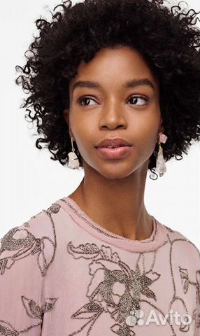 Zara Collection 2020 платье с вышивкой новое Zara Collection 2020 платье с вышивкой новое