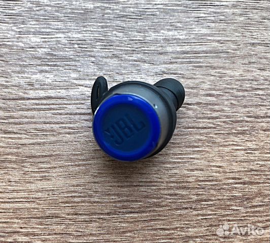 Беспроводные наушники JBL reflect flow