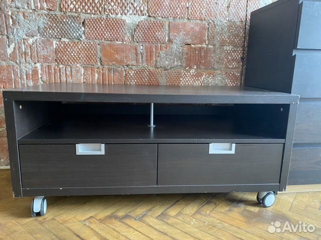 Тумба под телевизор