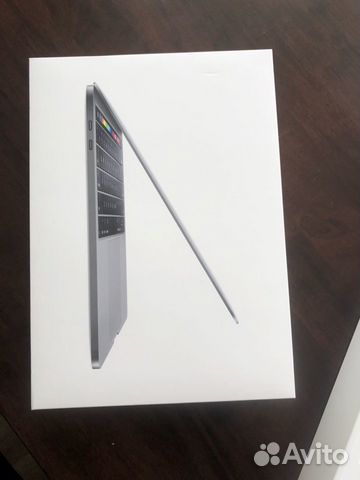 Коробка от MacBook Pro